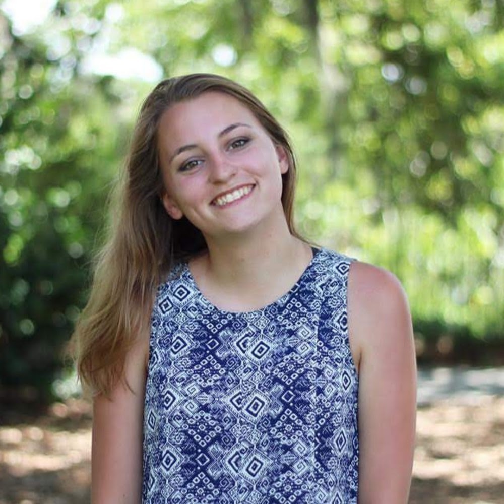 Meet your Posher, Rebekah